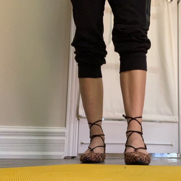 Top shop lace up pointy toe flats - Picture 2 of 5